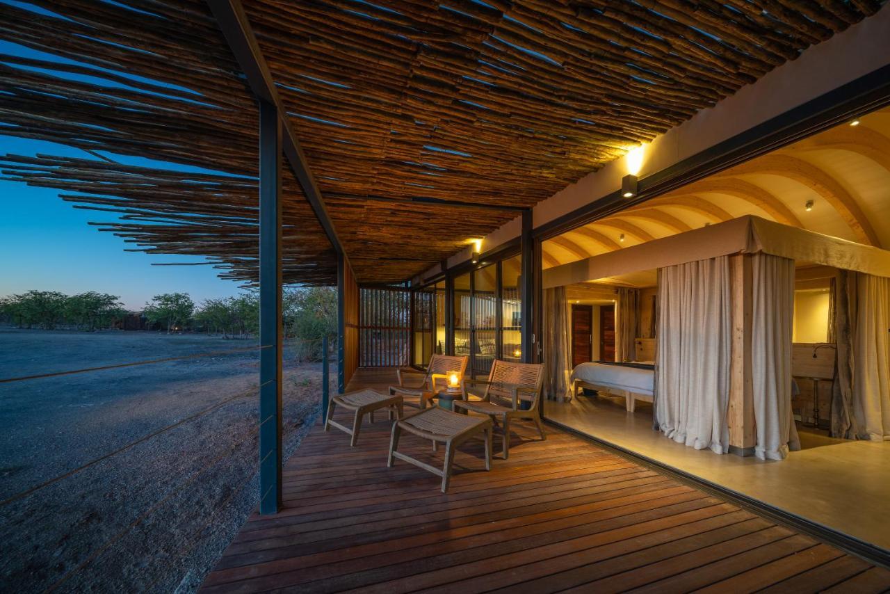 Anderssons At Ongava Villa Okaukuejo Bagian luar foto